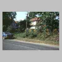 111-1120 Das Wohnhaus Steiner im Hammerweg 3 und das angrenzende Haus des Landrates von Einsiedeln im Jahre 1997.jpg